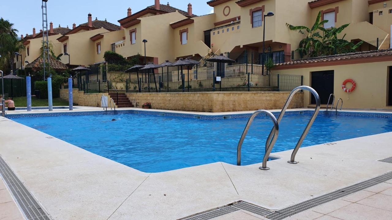 Villa De Islantilla Exterior foto